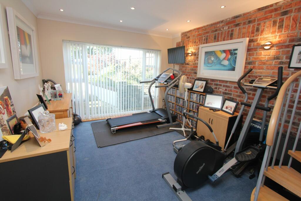 Additional image 37 of Lower Farm Court, Rhoose, CF62