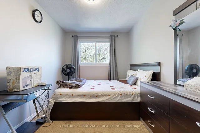 Additional image 23 of 18 Lowry Sq