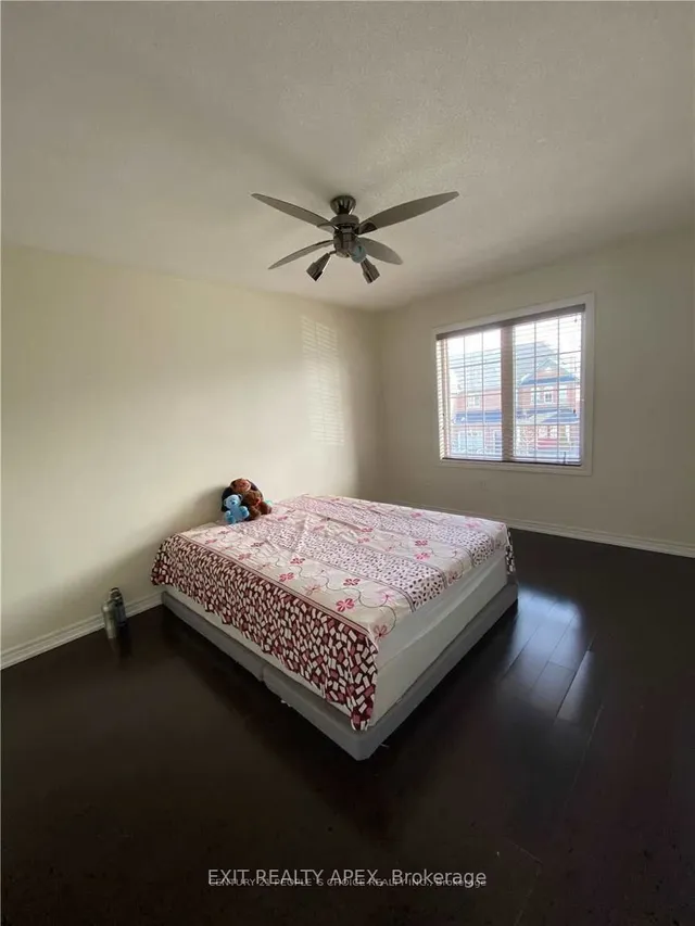 Additional image 12 of 343 Bussel Cres