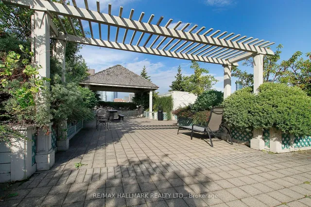 Additional image 26 of 313 Richmond St Unit 1453