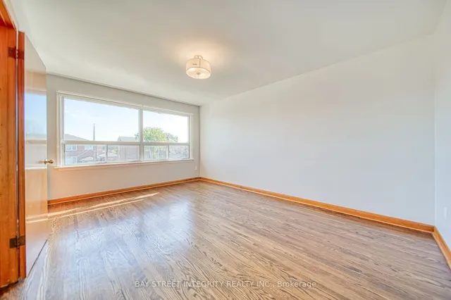 Additional image 17 of 12 Martini Dr