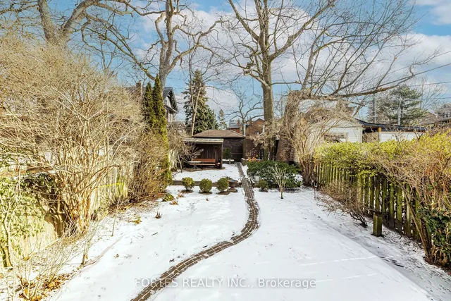 Additional image 32 of 391 Parkside Dr