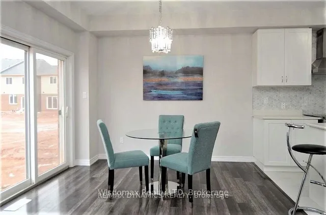 Additional image 4 of 14 PINOT Cres