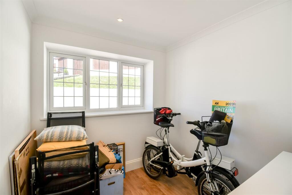 Additional image 21 of Beach Road, Swanbridge, Penarth