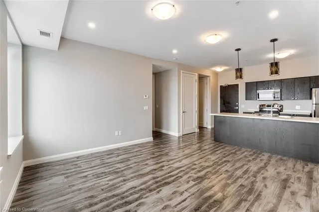 Additional image 9 of 112 King St Unit 1104