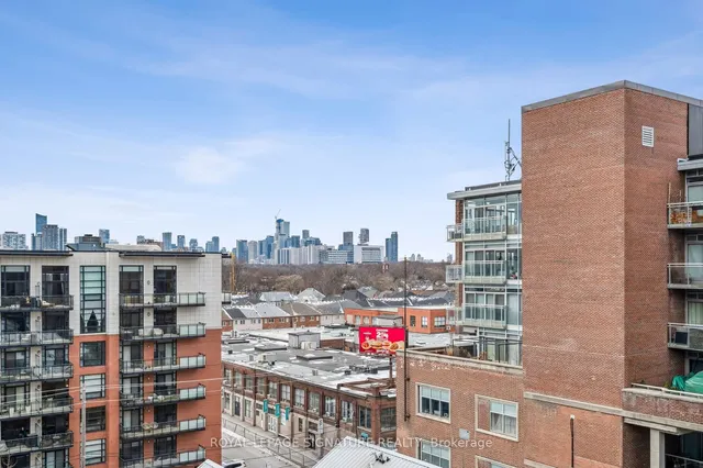 Additional image 37 of 201 Carlaw Ave Unit 702