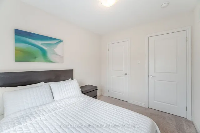 Additional image 8 of 2220 Queensway Dr Unit 15