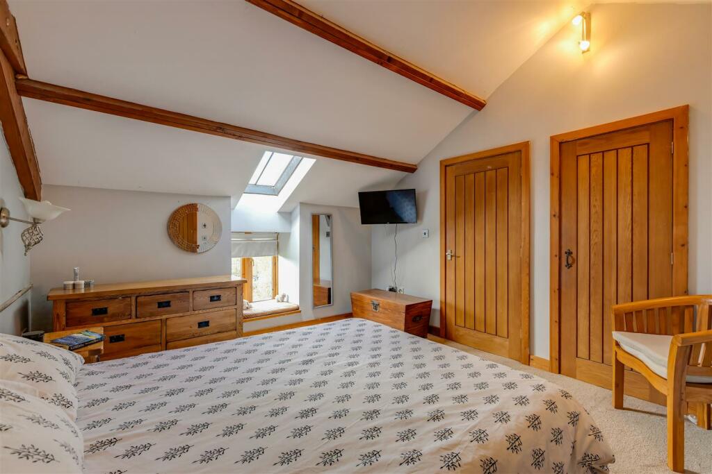 Additional image 6 of Kwisha, The Germonds, Watery Lane, Welsh St Donats, CF71 7SS