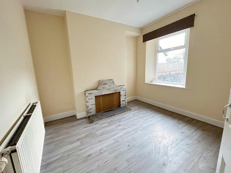 Additional image 4 of 32 Eastgate, Cowbridge, The Vale of Glamorgan, CF71 7DG