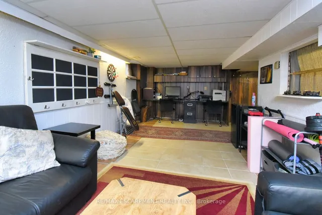 Additional image 31 of 162 Beland Ave