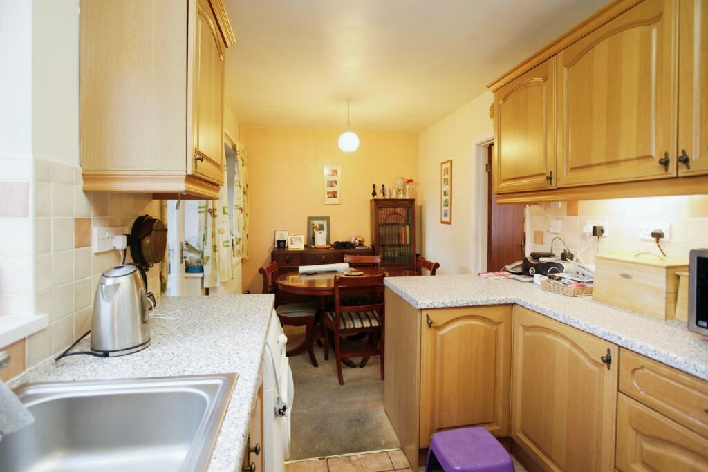 Additional image 7 of Mardy Crescent, CAERPHILLY