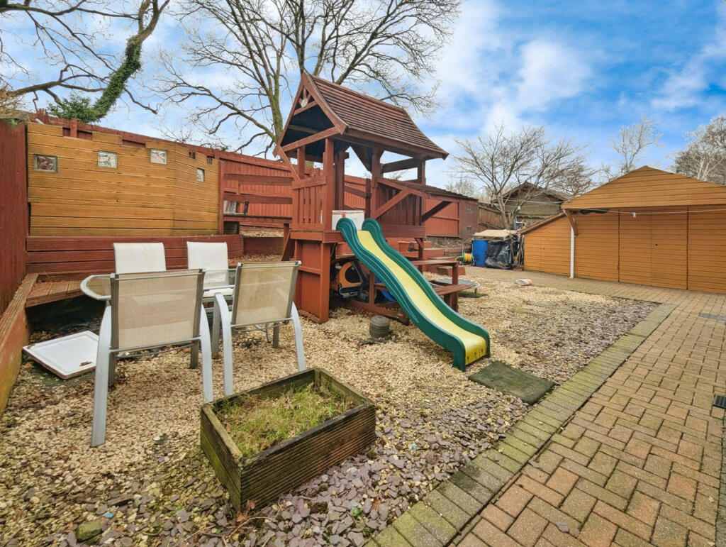 Additional image 6 of Clos Cae Pwll, Treharris, CF46