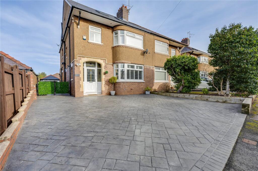 Primary image of Holmwood Close, Cyncoed, Cardiff, CF23