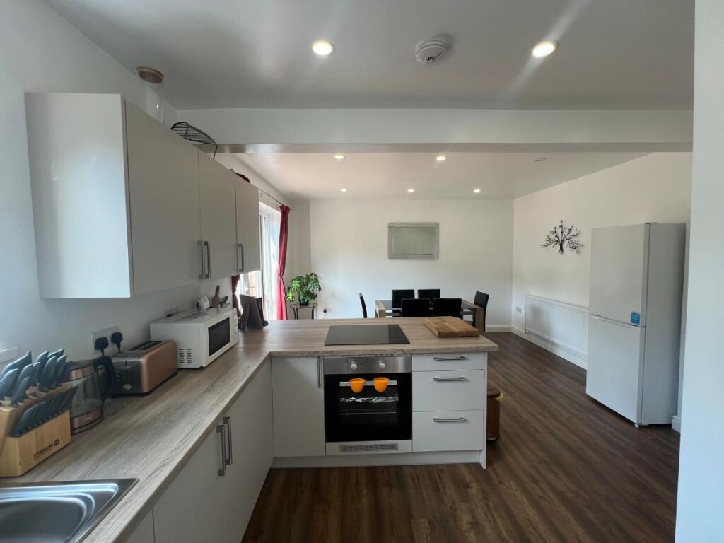 Additional image 5 of Glan Yr Afon Treorchy - Treorchy