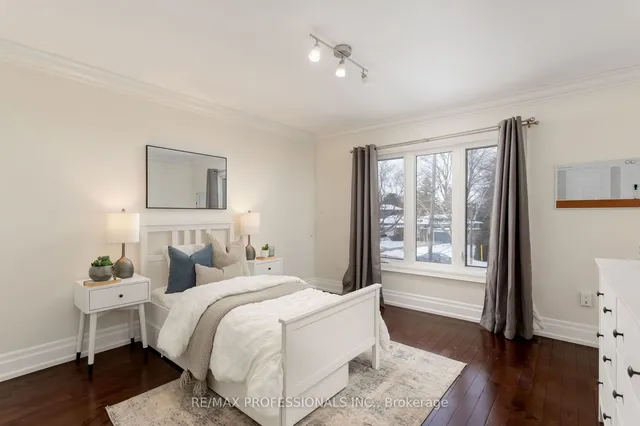 Additional image 24 of 128 Westrose Ave