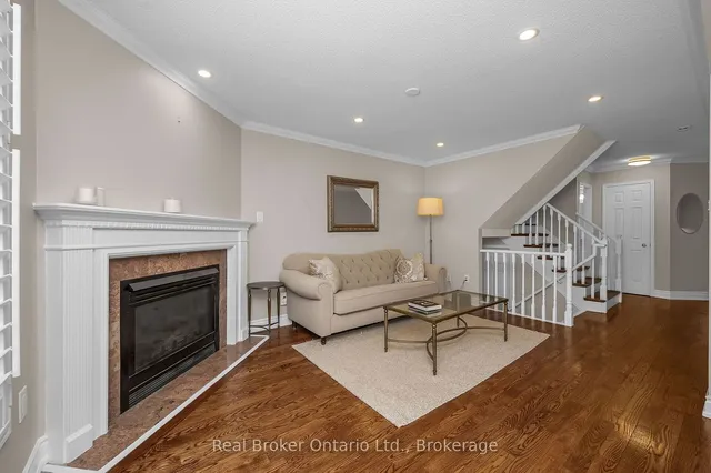 Additional image 7 of 2141 Country Club Dr Unit 7