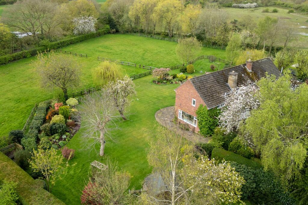 Additional image 3 of Hadlow Road, Willaston, Neston