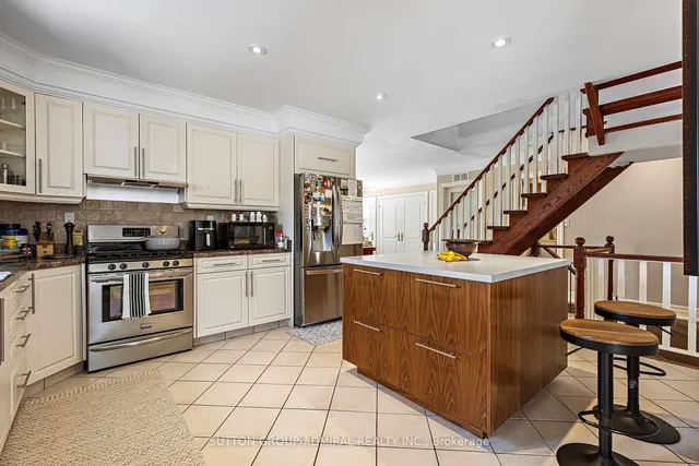 Additional image 9 of 42 Glen Long Ave