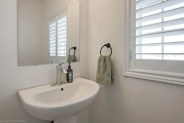 Additional image 4 of 44 Mccurdy Ave