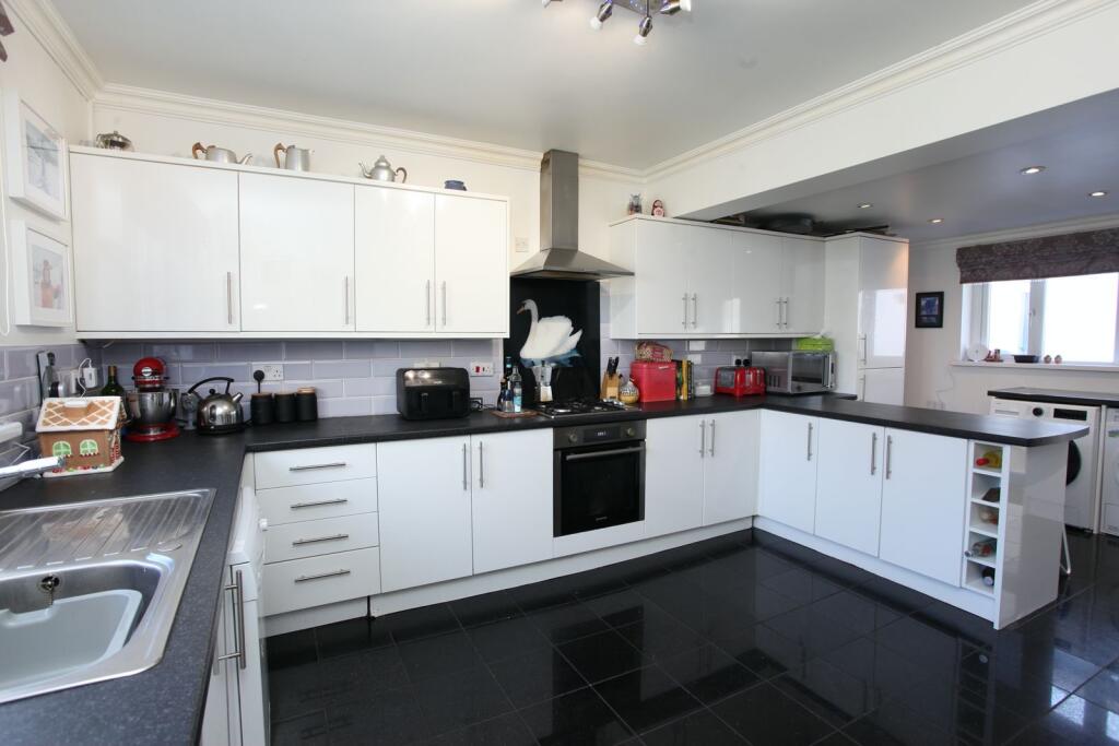Additional image 16 of Westcourt, Gelliwion Road, Pontypridd CF37 1QD