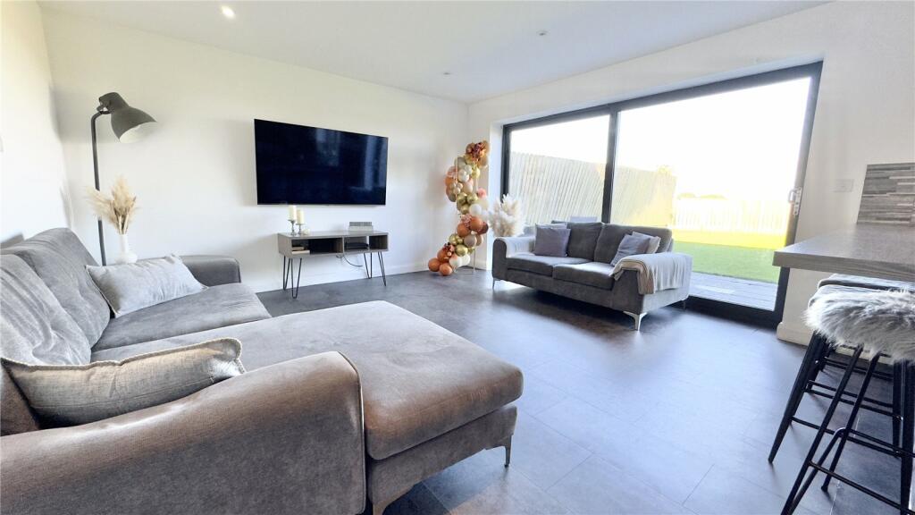 Additional image 7 of Downham Road North, Heswall, Wirral, CH61