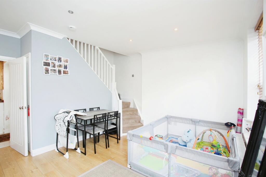 Additional image 5 of Oakfield Terrace, Tonypandy