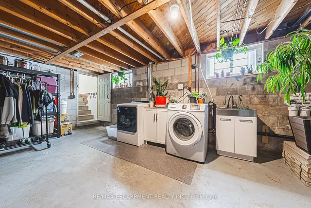 Additional image 32 of 485 56 Highway