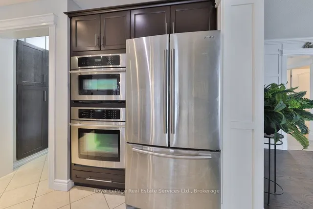 Additional image 11 of 395 Dymott Ave