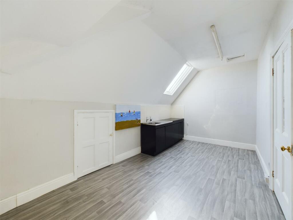 Additional image 33 of Penkett Road, Wallasey