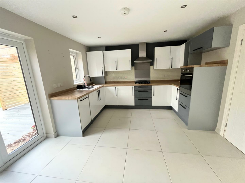 Additional image 7 of Plas Pen Y Glyn, Flint Mountain