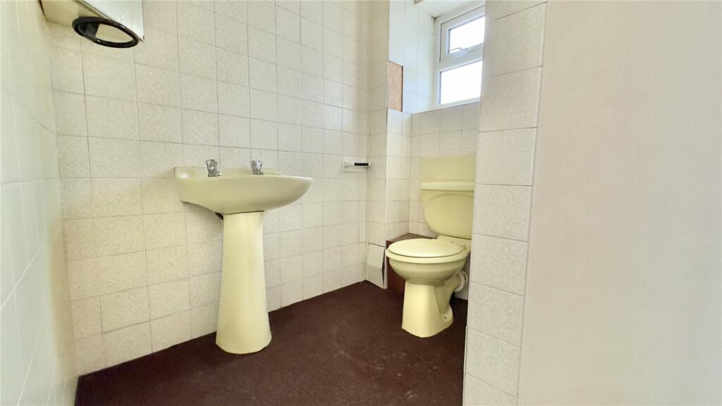 Additional image 10 of Menlo Close, Oxton, Wirral, CH43