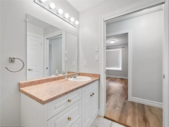 Additional image 13 of 9 1/2 York St Unit 2