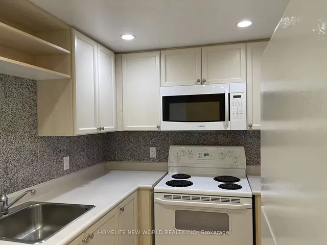 Additional image 18 of 8 Park Rd Unit 1716