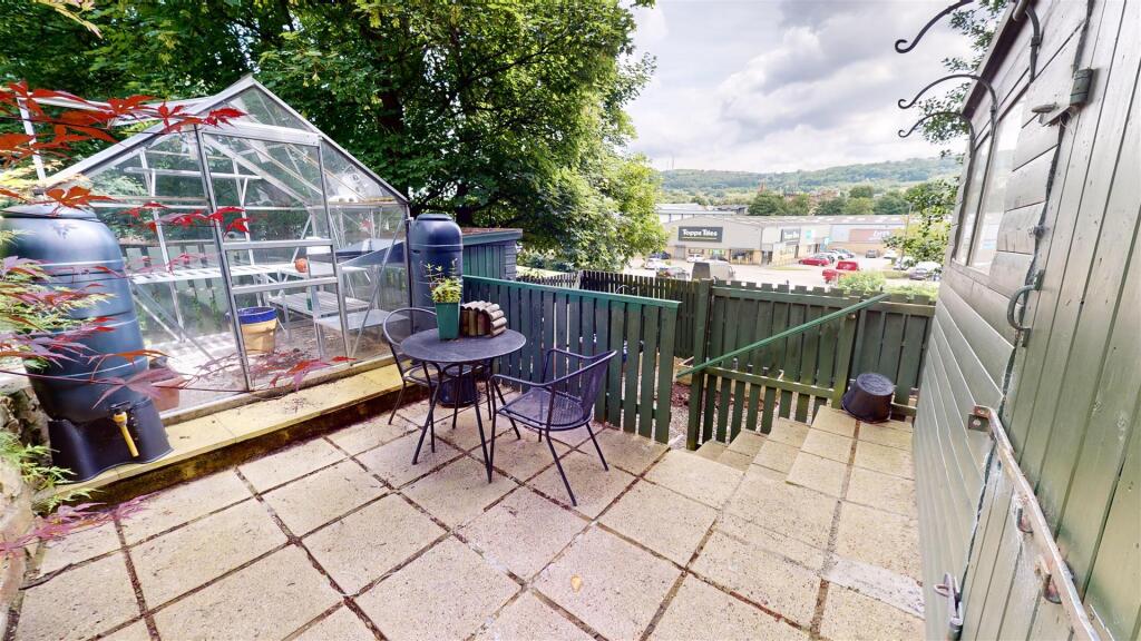 Additional image 22 of Cliffe Lane South, Baildon