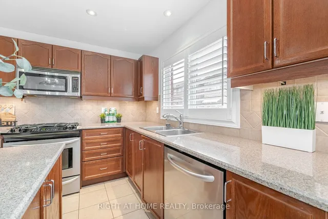 Additional image 14 of 820 Rayner Crt