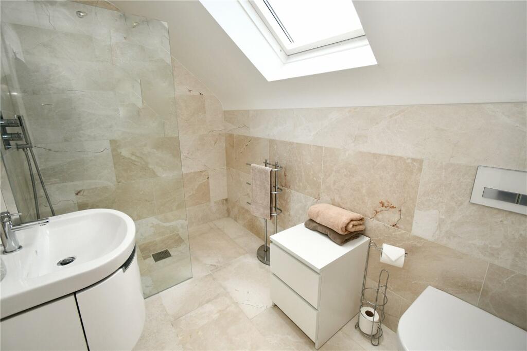 Additional image 17 of Neston Road, Willaston, Neston