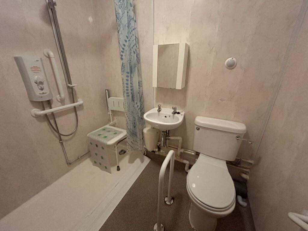 Additional image 9 of 12 Pavilion Court, Mary Street, Porthcawl, Mid Glamorgan, CF36 3YG