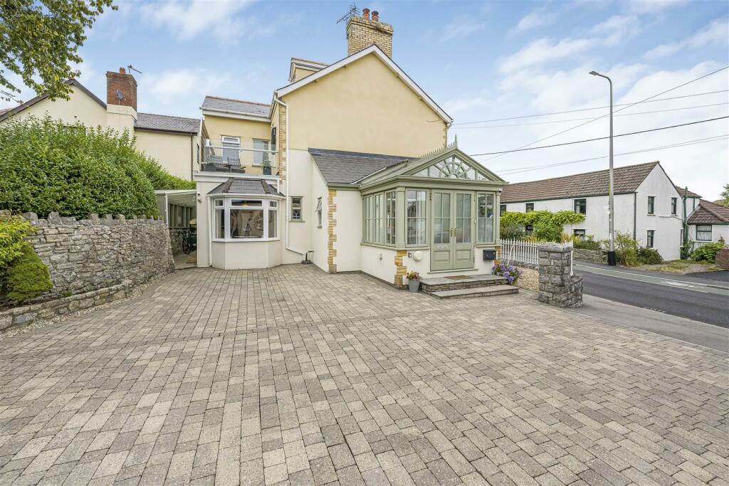 Rhoose Road, Rhoose, Barry