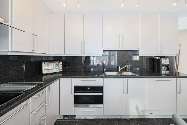 Additional image 10 of 221 Churchill Ave