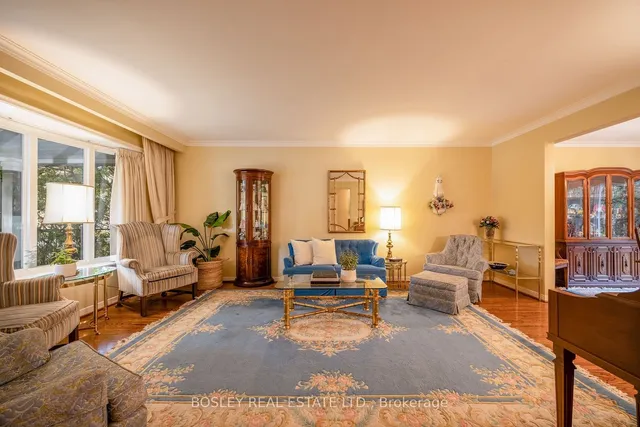 Additional image 6 of 195 Upper Canada Dr