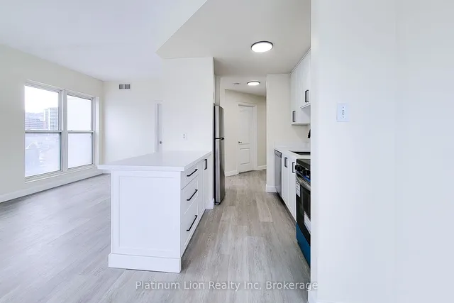 Additional image 16 of 135 James St Unit 402