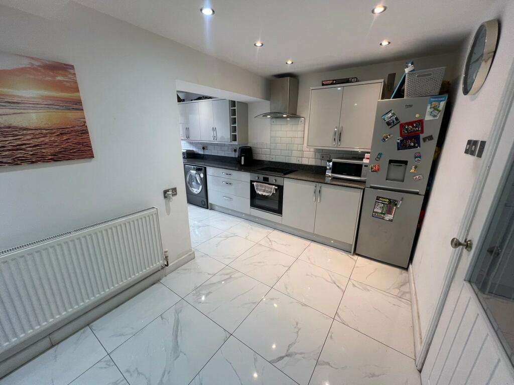 Additional image 4 of Morgan Terrace, Porth - Porth