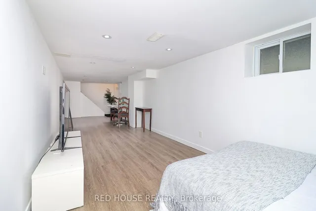 Additional image 25 of 95 Tenth St