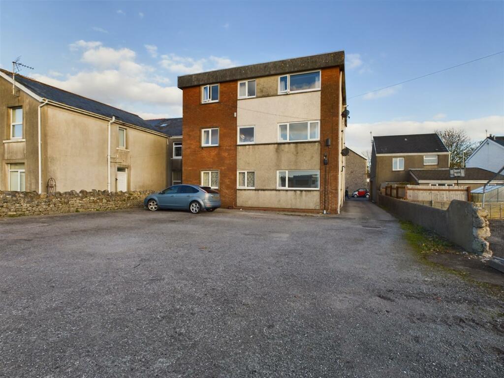 Additional image 9 of Llys Onnen, South Road, Porthcawl
