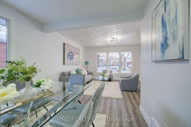 Additional image 12 of 18 Martinglen Cres