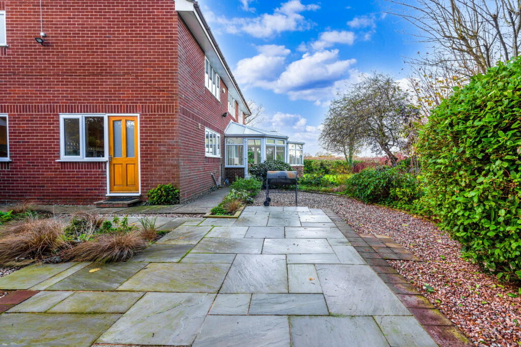 Additional image 41 of Willow Lea, Mollington, Chester, Cheshire