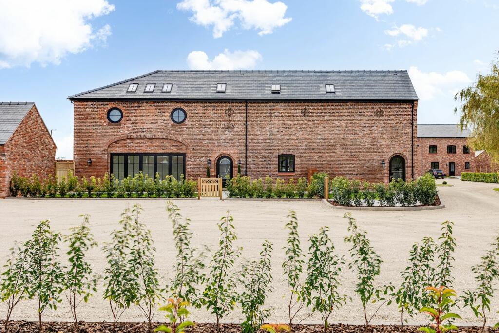 Additional image 15 of 1 Old Hall Country Estate Aldford Road, CH3 6EA