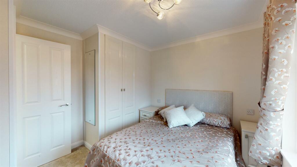 Additional image 4 of Pont Pentre Park, Upper Boat, Pontypridd