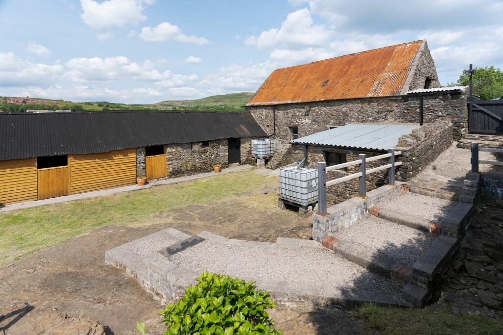 Additional image 21 of Cae'r Ysgol Farm, Tonyrefail, Porth