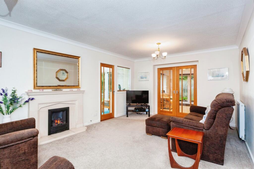 Additional image 2 of Bridgend, Mickle Trafford, Chester